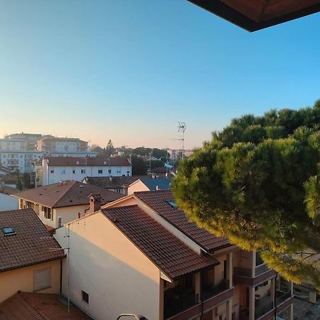 Attico A 2 Passi Dalla Stazione E Centro Storico Ravenna Eksteriør billede